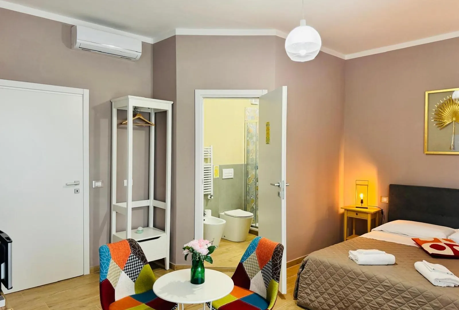Pensión Hotel The Galaxy House Pisa