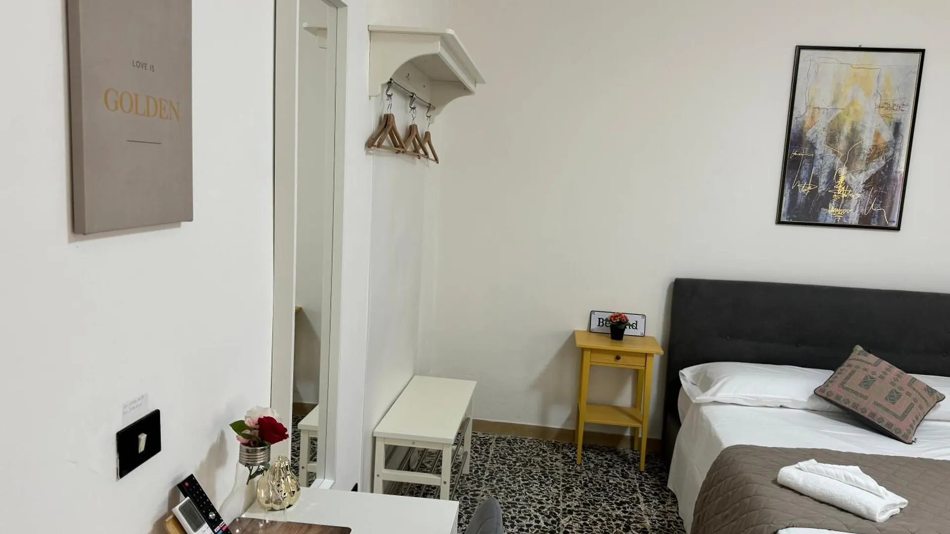 The Galaxy House Hotel Pisa Guest house